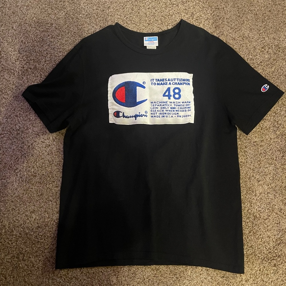 Men’s Champion Tee no stains or damage